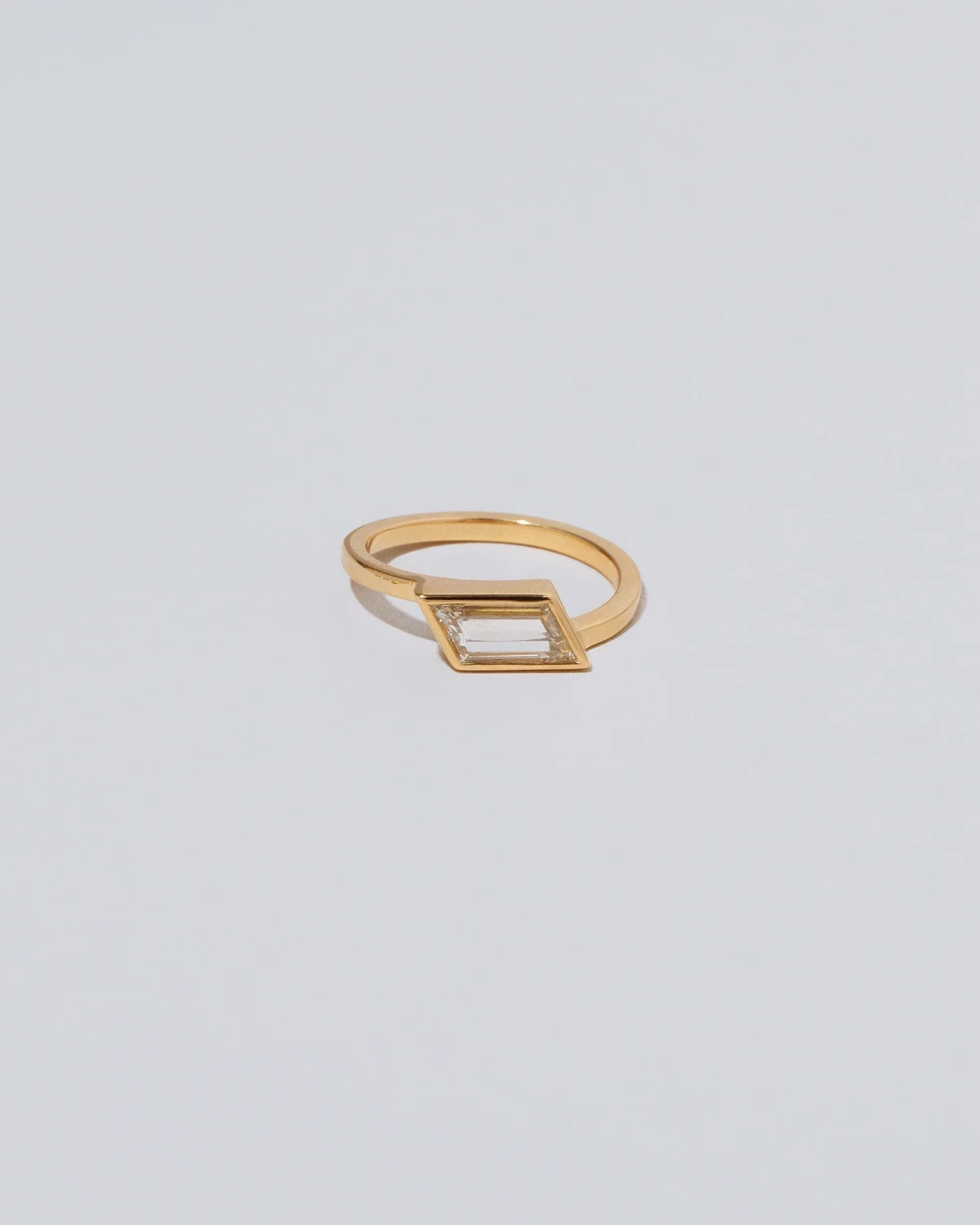 Soutenu Ring