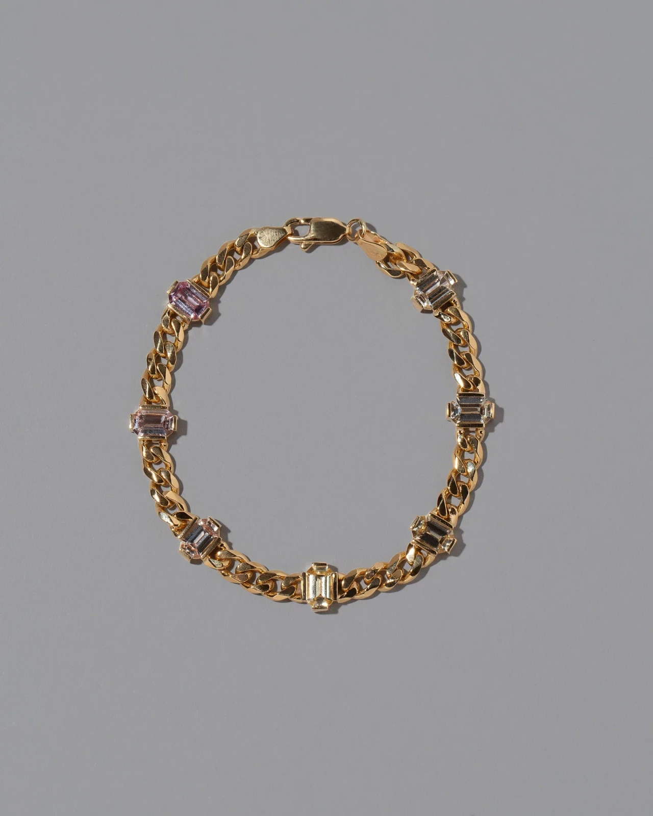 Envelop Bracelet