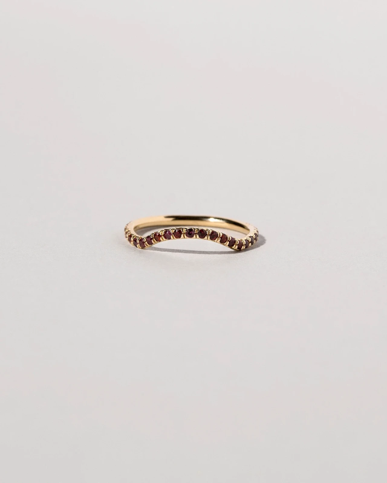 Mini Curve Band in Pavé 14k Yellow Gold with Garnets - sz6 x Vault