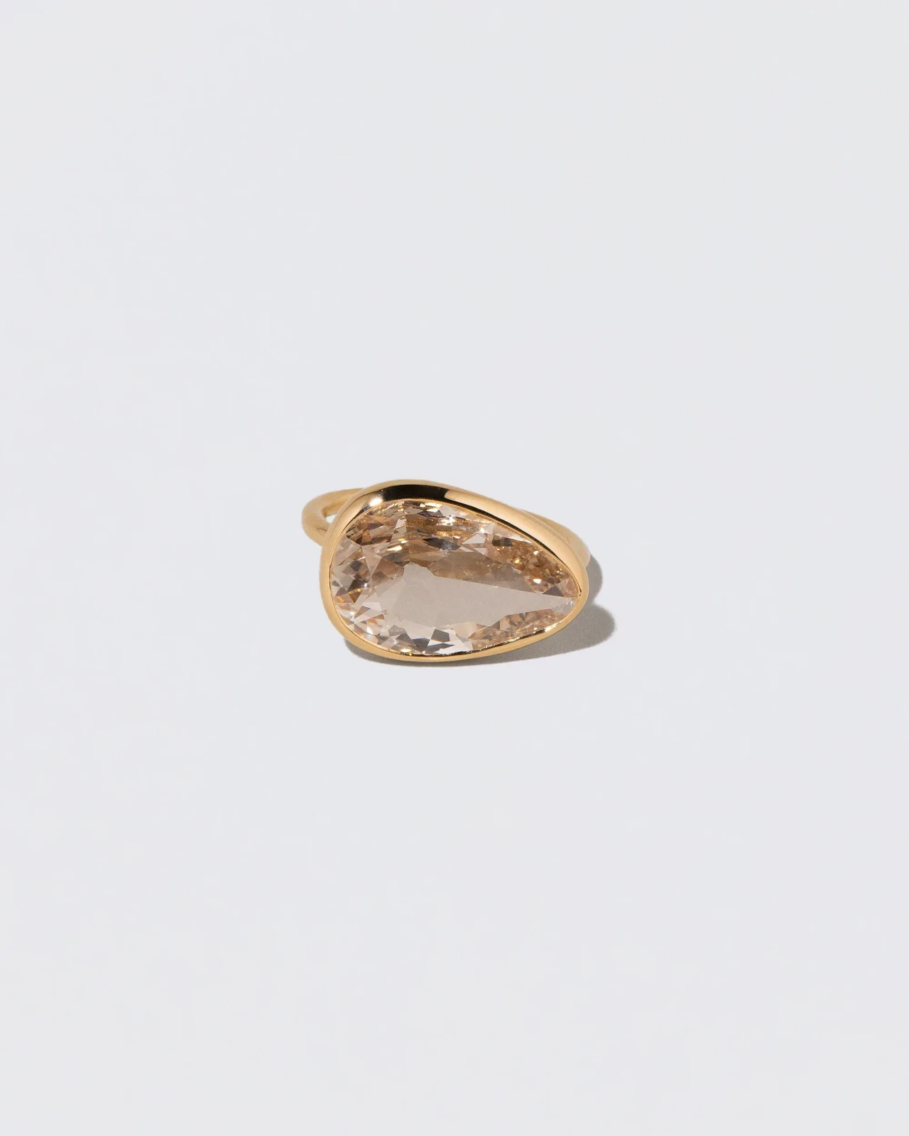 Gusher Ring - Super Pear Diamond