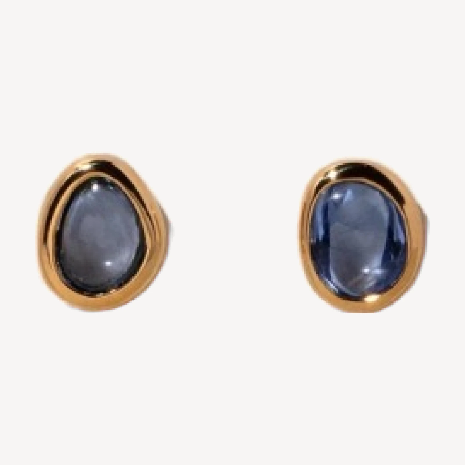 Gusher Stud Earrings - Blue Sapphire