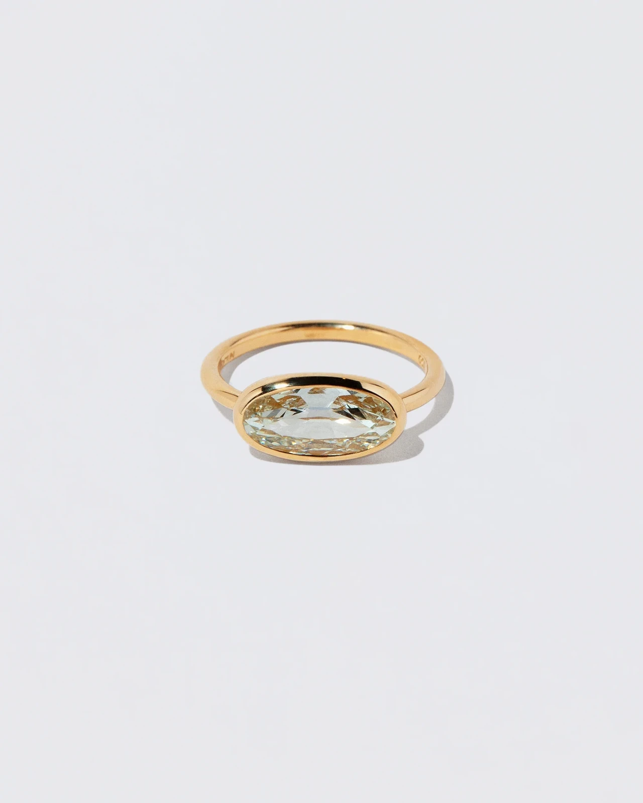 Gusher Ring - Oval Diamond