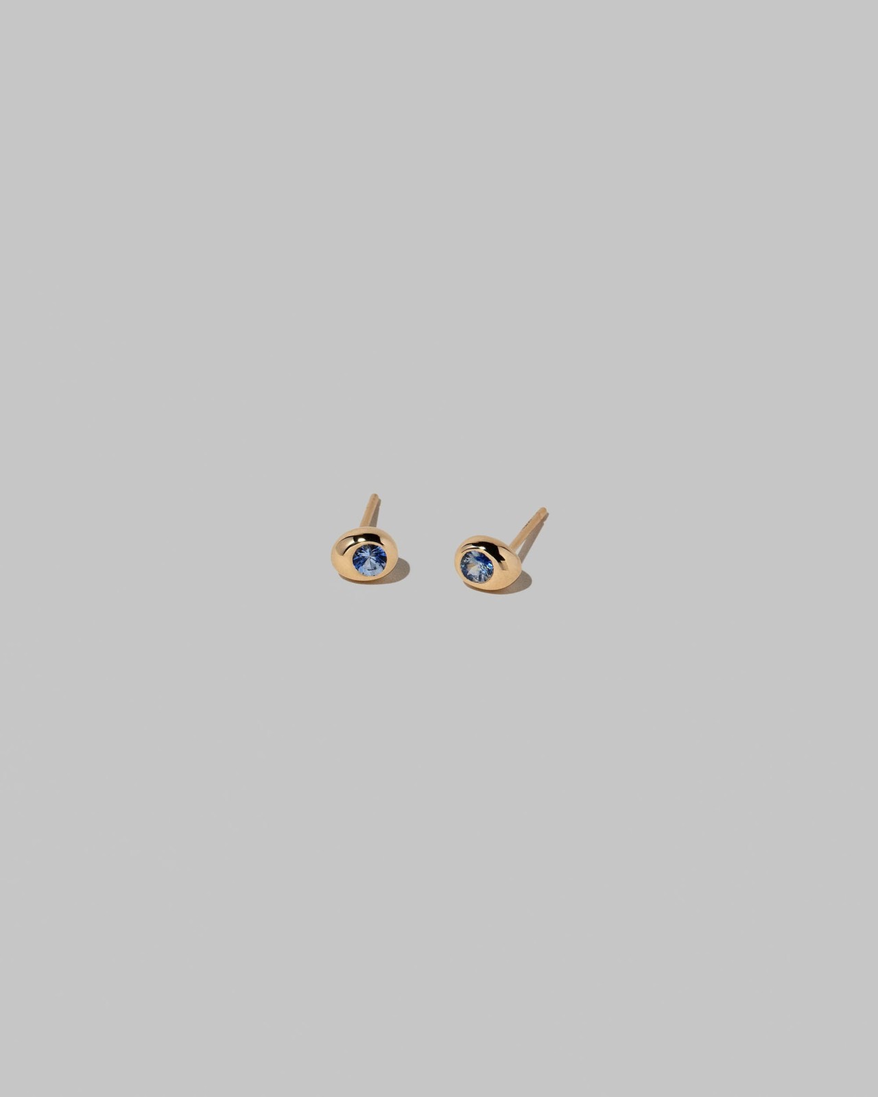 Level Stud Earrings - Bicolor Sapphire