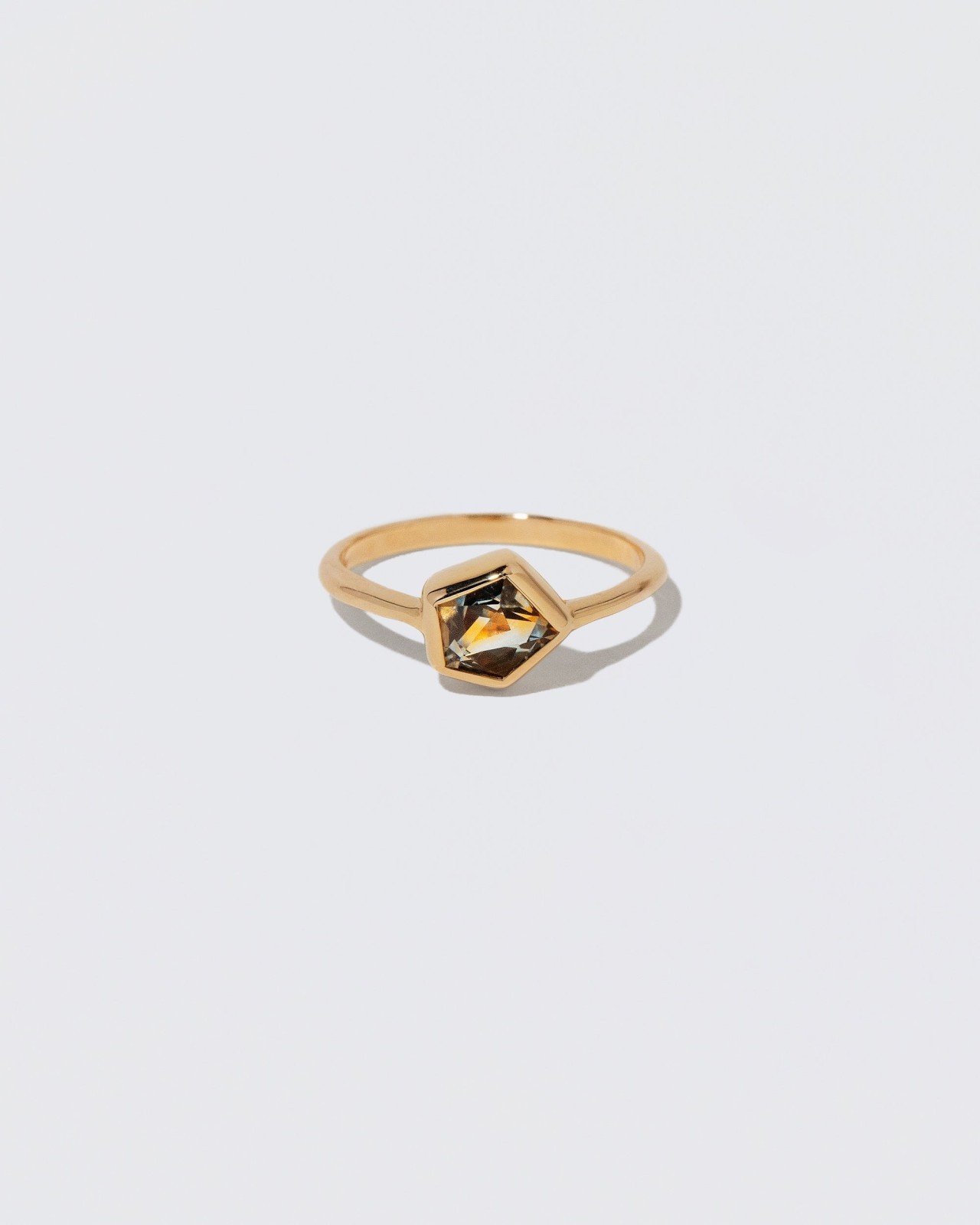 Geyser Bicolor Sapphire Ring 009