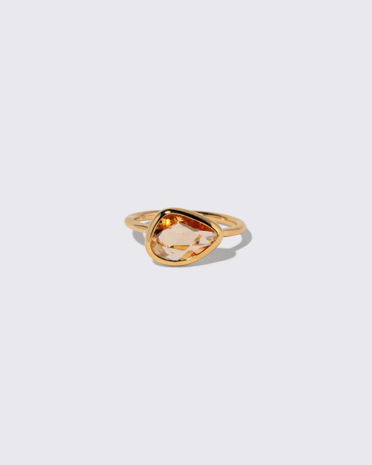 Gusher Ring - Peach Pink Sapphire