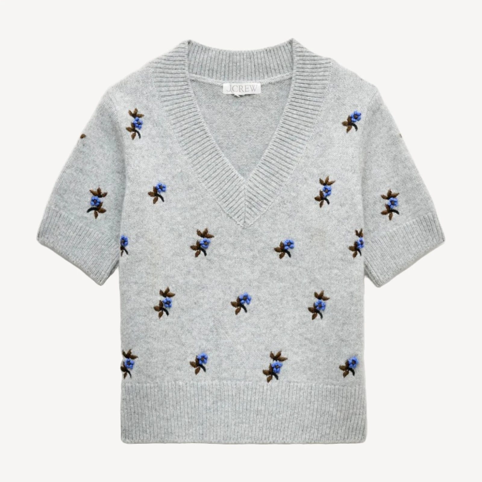Short-sleeve V-neck sweater in vintage wool with floral embroidery