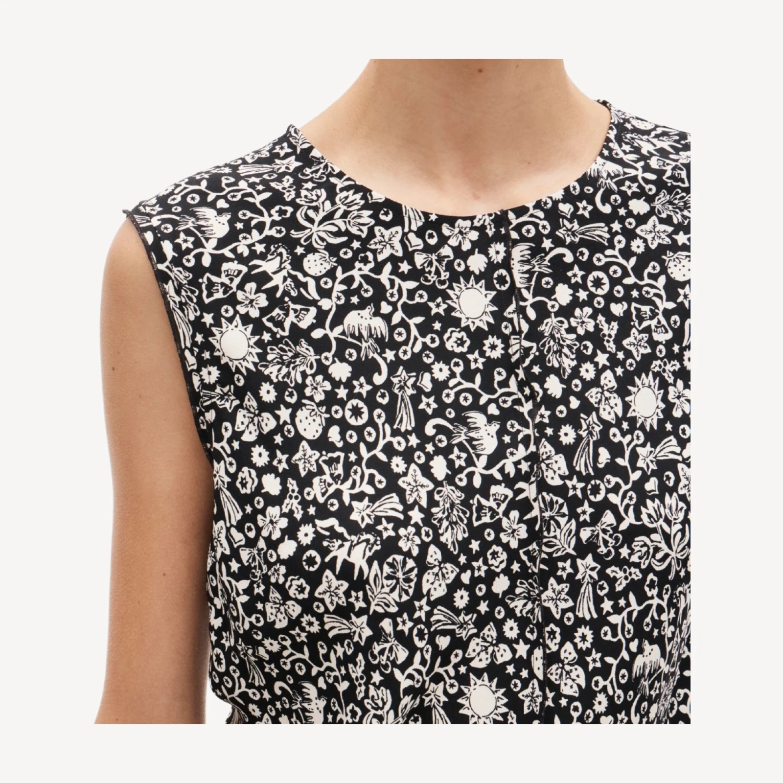 Shell top in charm-print crepe de chine