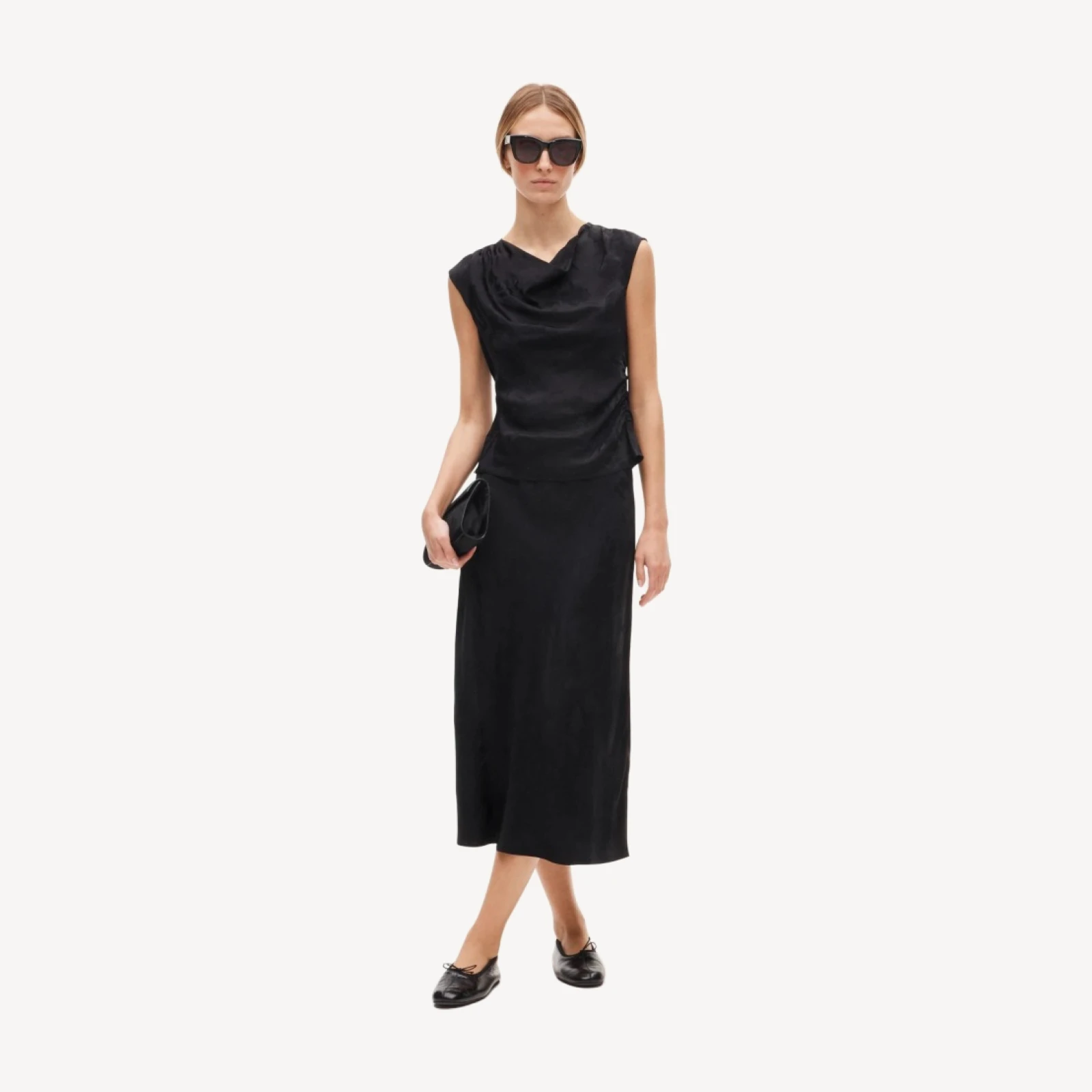 Cowlneck shell top in viscose jacquard