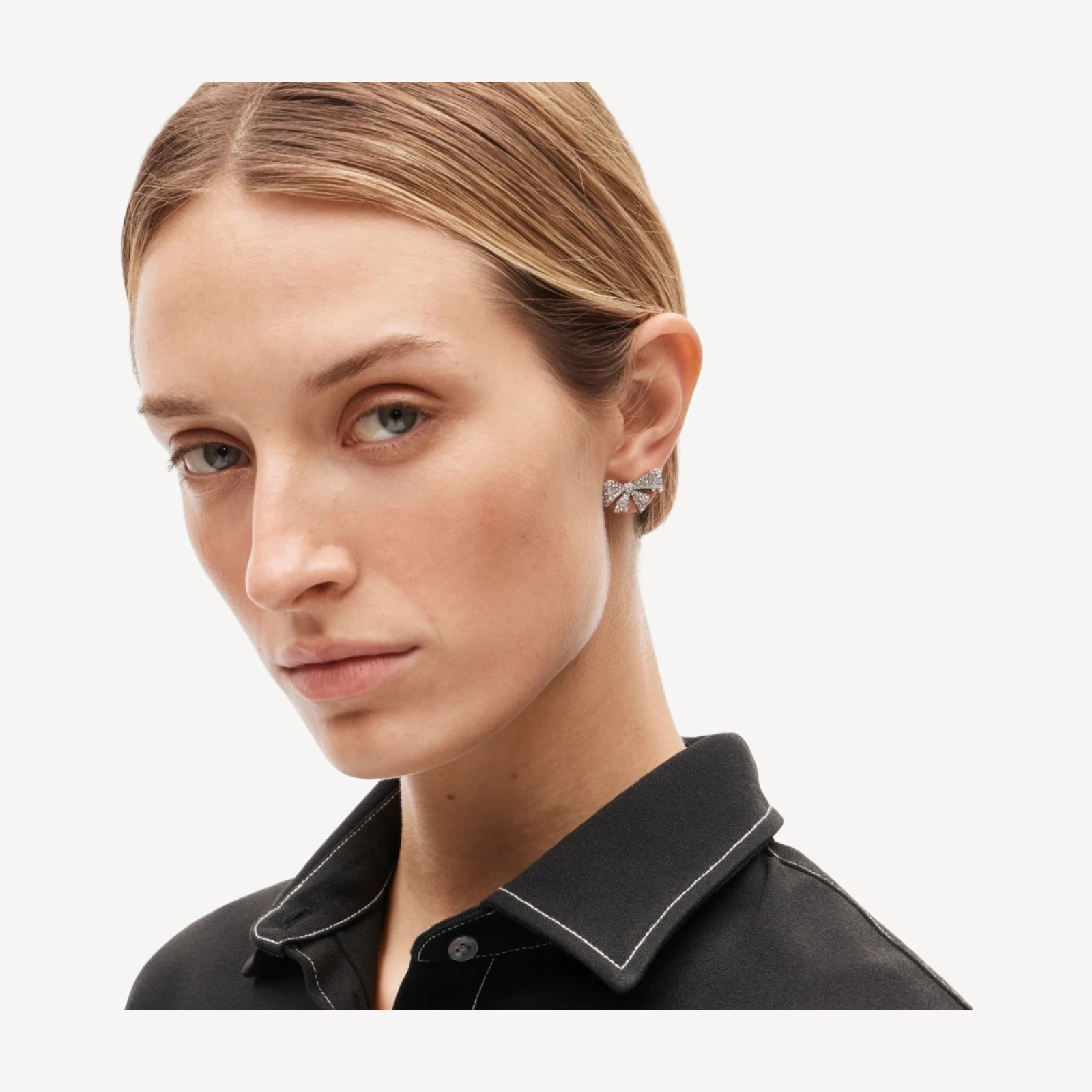 Pavé bow stud earrings