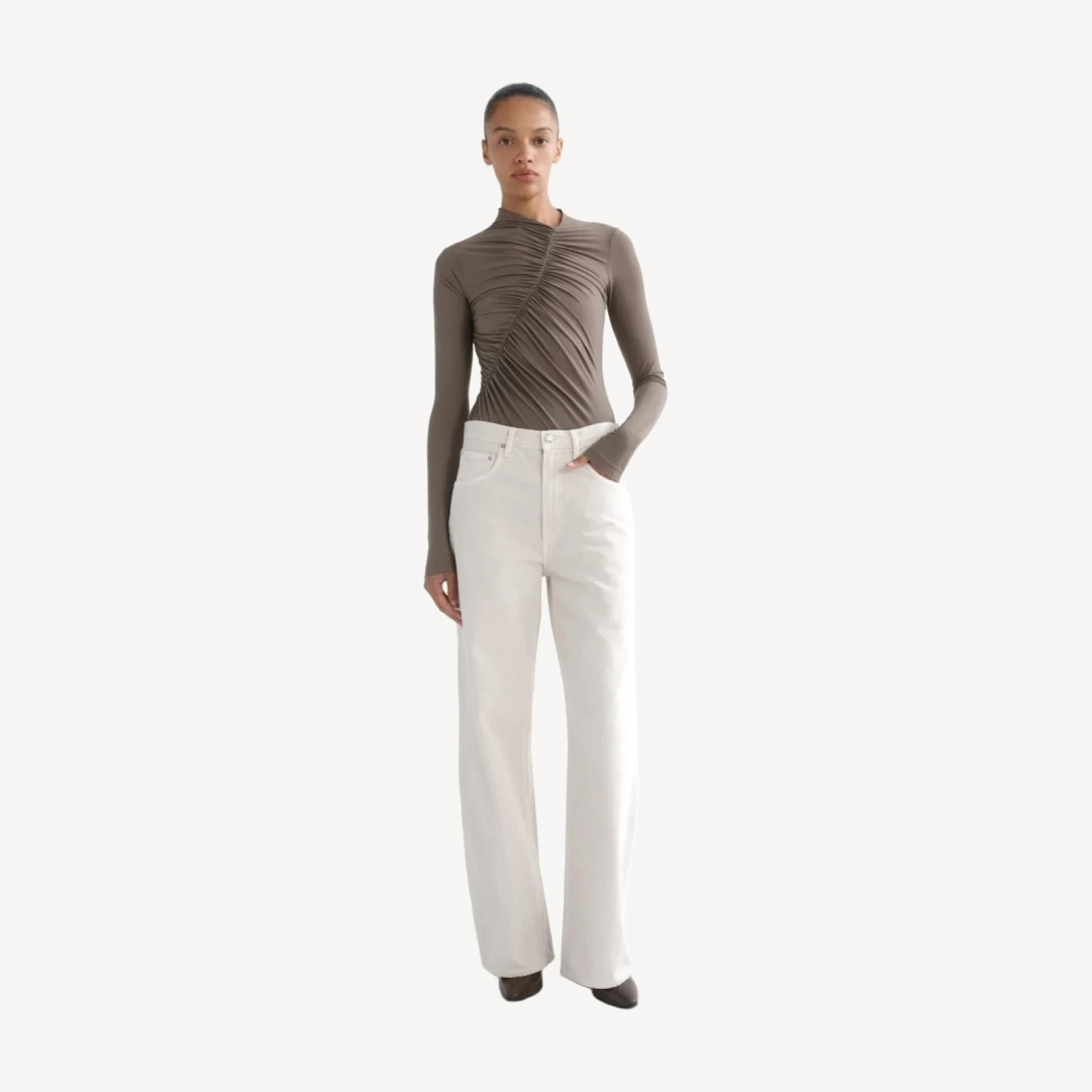 Low Curve Jean in Bone