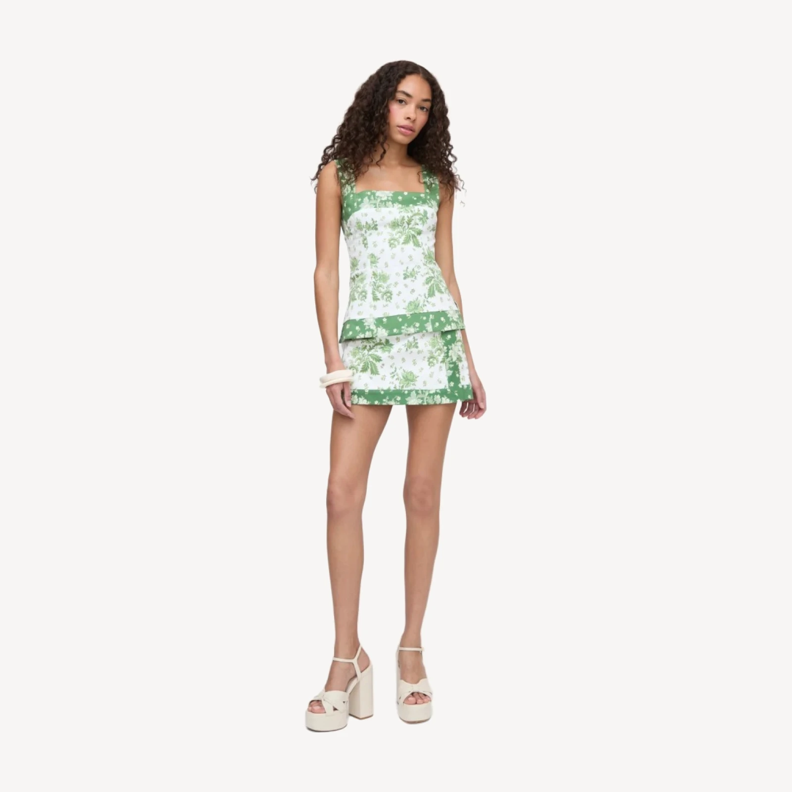 The Tyla Skirt - White Delft Bouquet