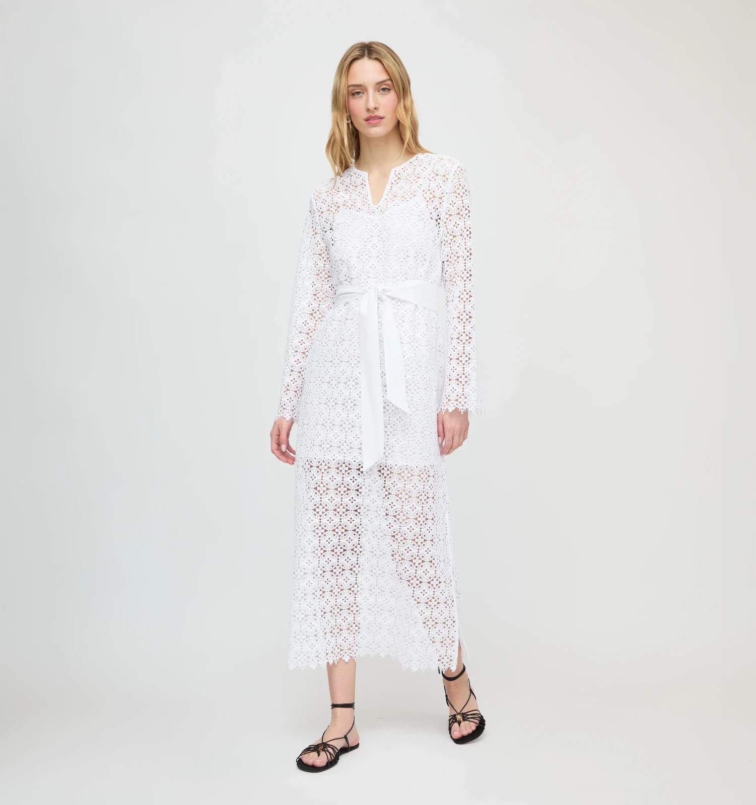 The Darinka Dress - White Medallion Lace