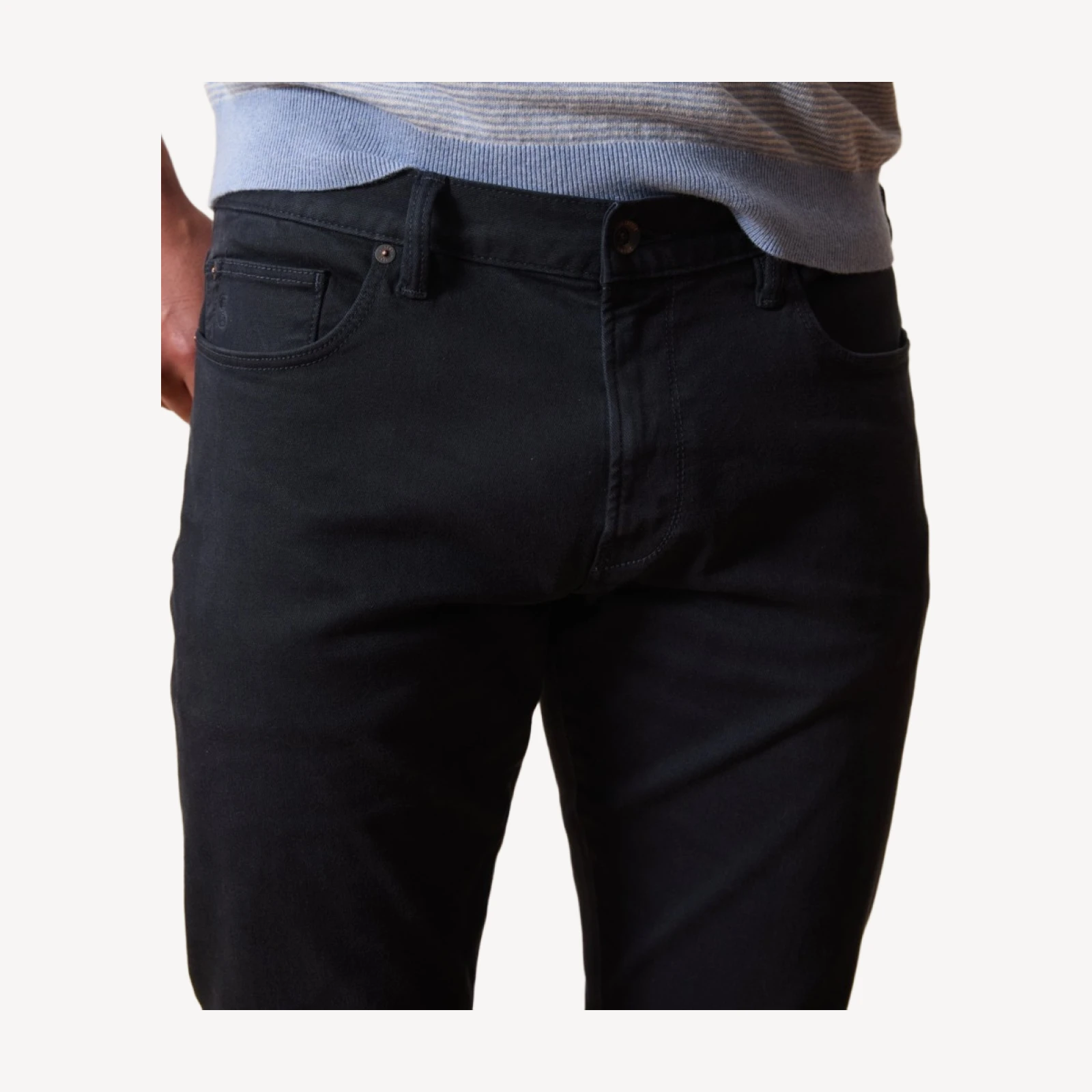 Slim Fit 5-Pocket Chino