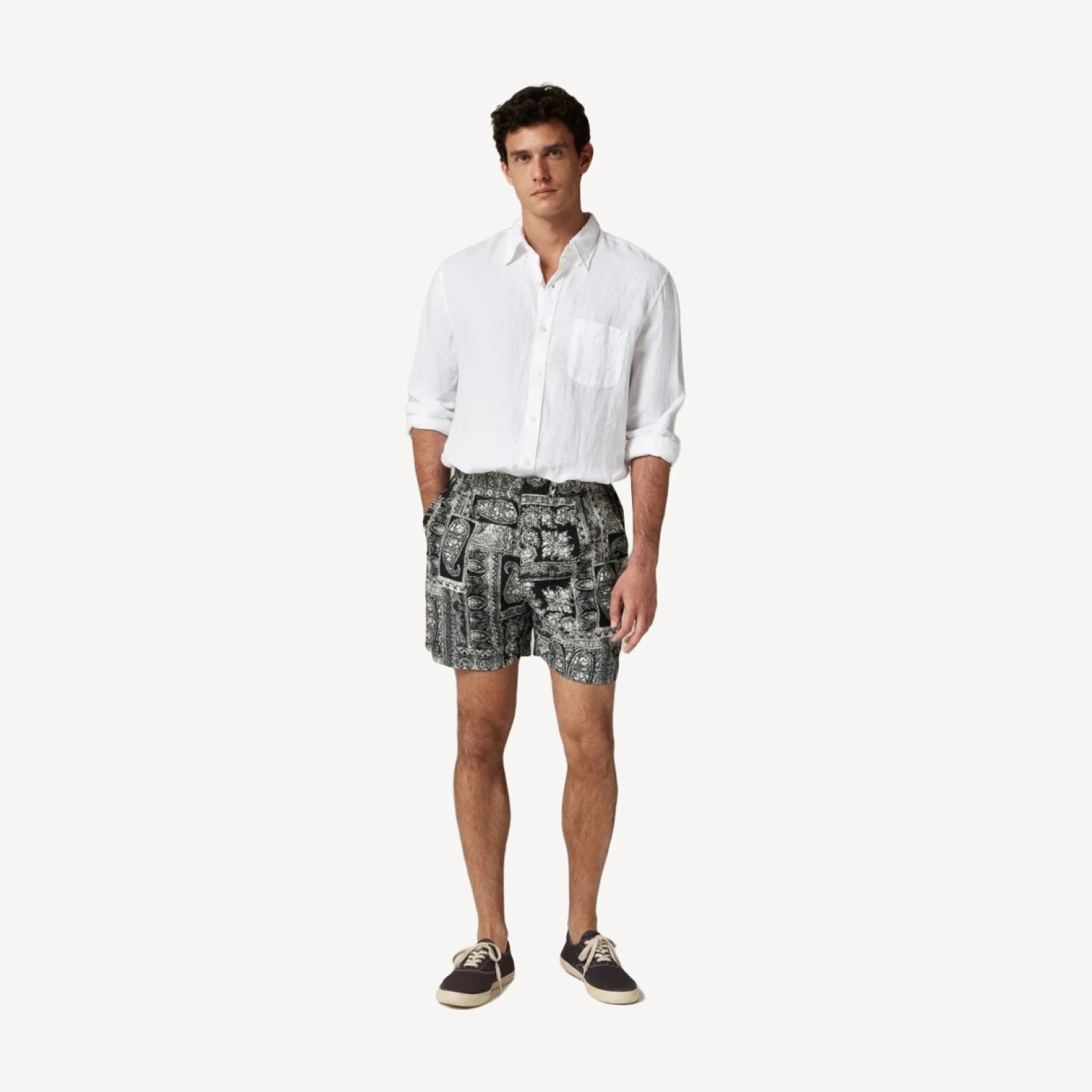 5.5'' Pier linen short in batik print