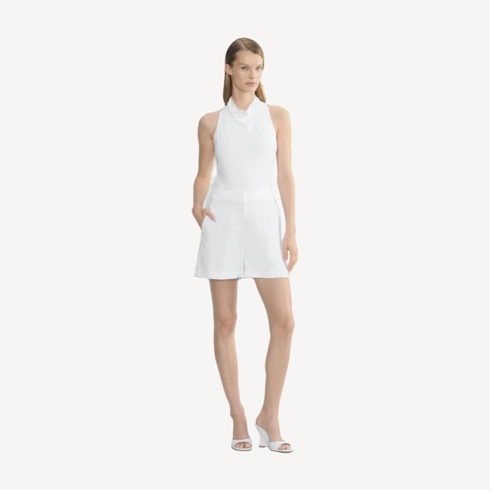 The Limitless Short™ Mid-Thigh - CruiseLinen™