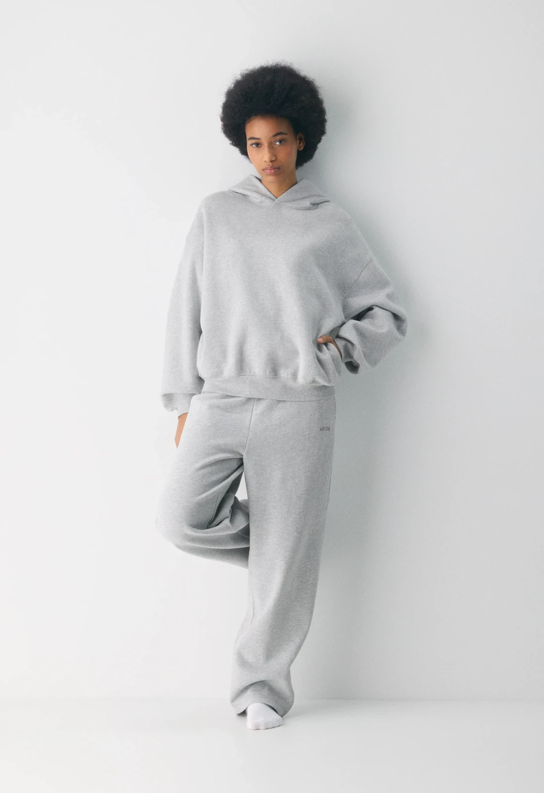 Cozy Sweatfleece Mega Hoodie