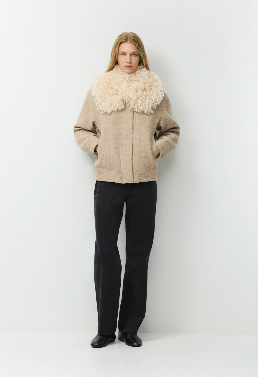 Murren Collar