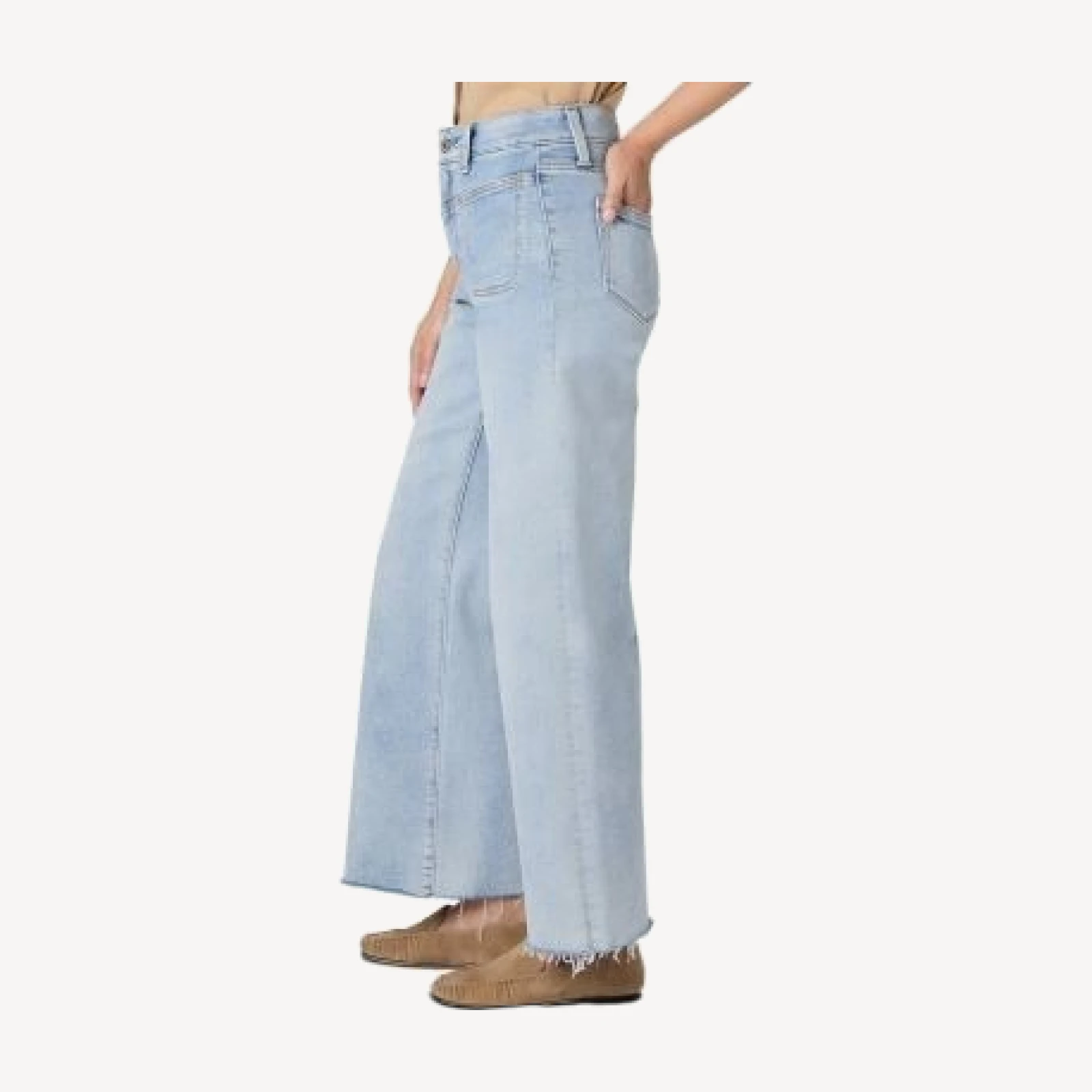 Paige Petite Anessa High Rise Wide Jeans in La Belle