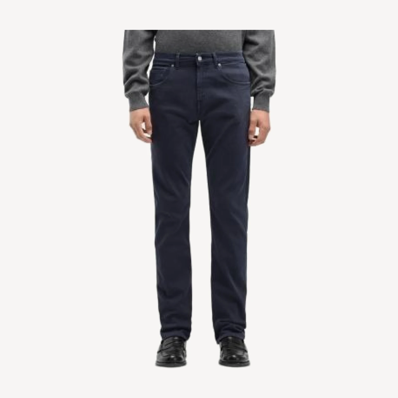 7 For All Mankind The Straight Fit Jeans in Cub