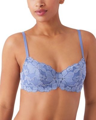 b. tempt'd by Wacoal Feeling Famous Balconette Bra