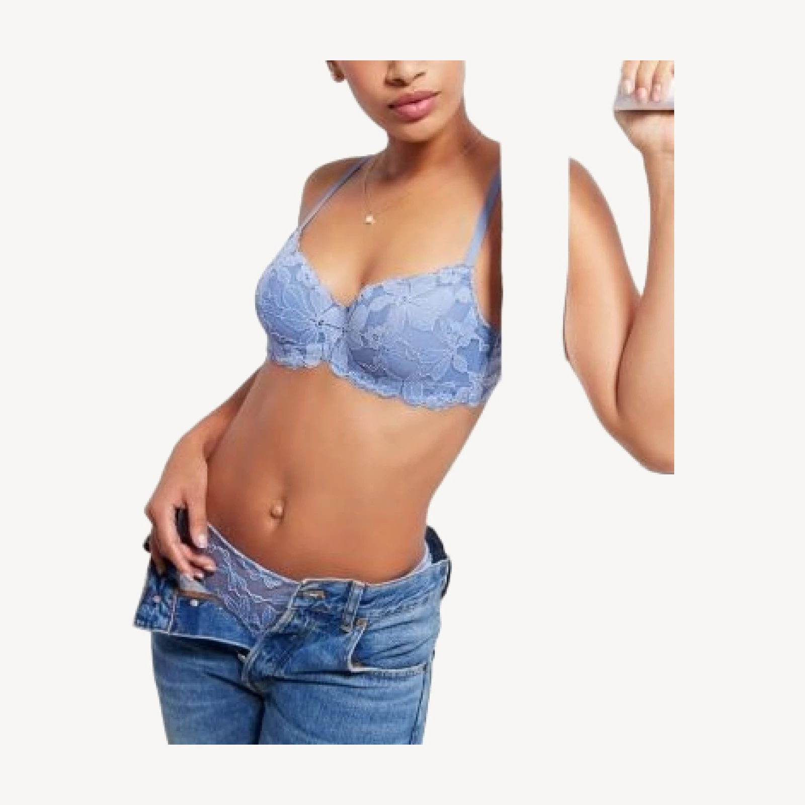 b. tempt'd by Wacoal Feeling Famous Balconette Bra