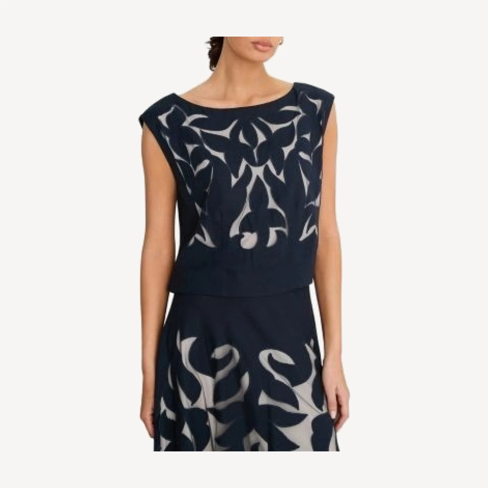 Nic+Zoe Antibes Cutout Top