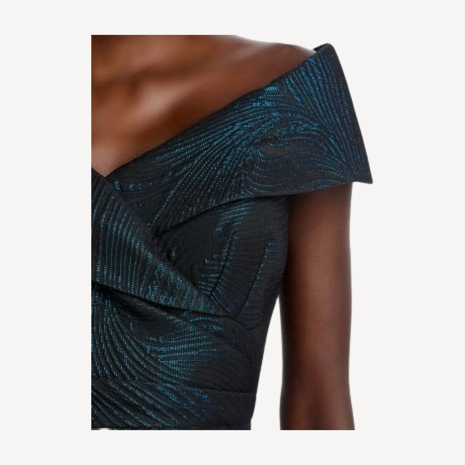 Teri Jon by Rickie Freeman Metallic Jacquard Wavy Pattern Portrait Gown
