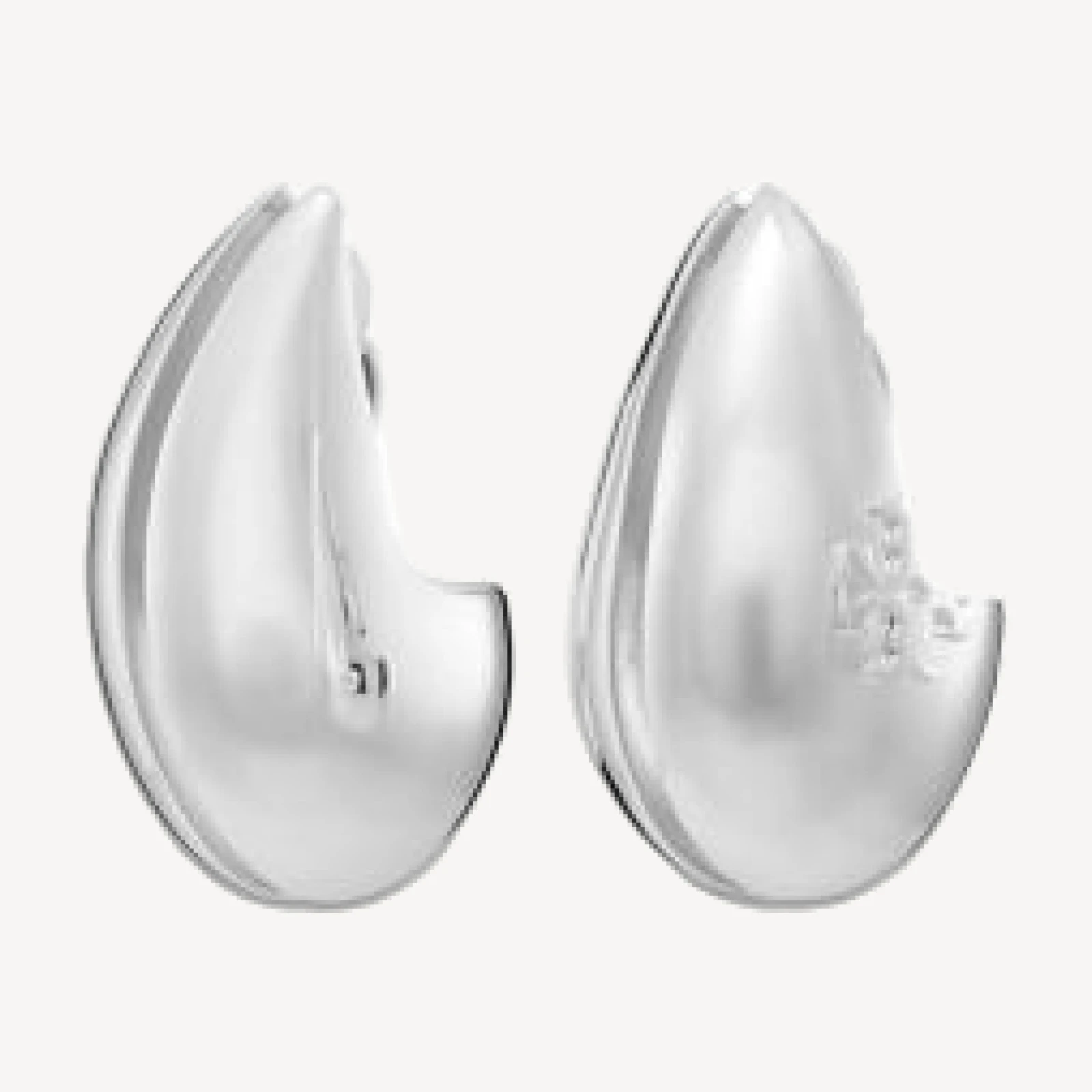 Tory Burch Wave Clip On Drop Earrings in 18K Gold Plated