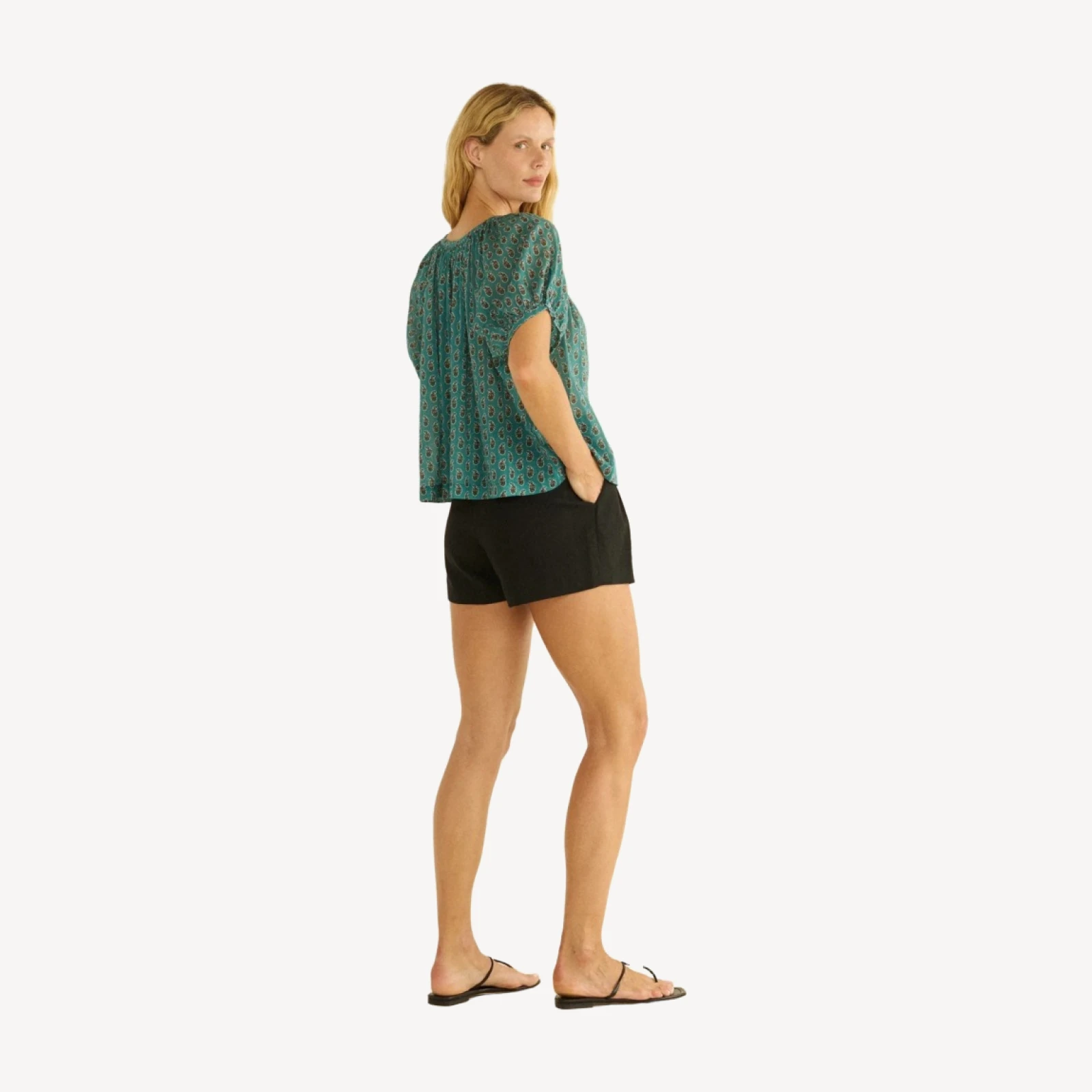 JUNE TOP -- ALBA PAISLEY
