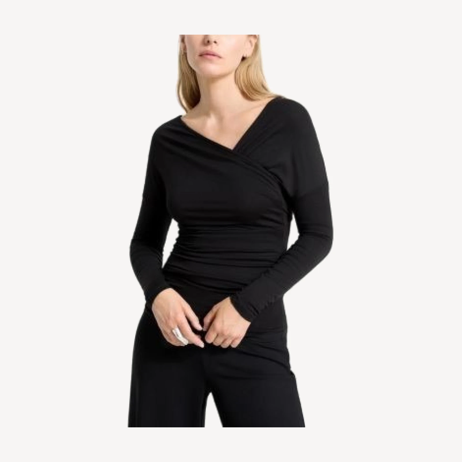 Marcella Jisoo Top