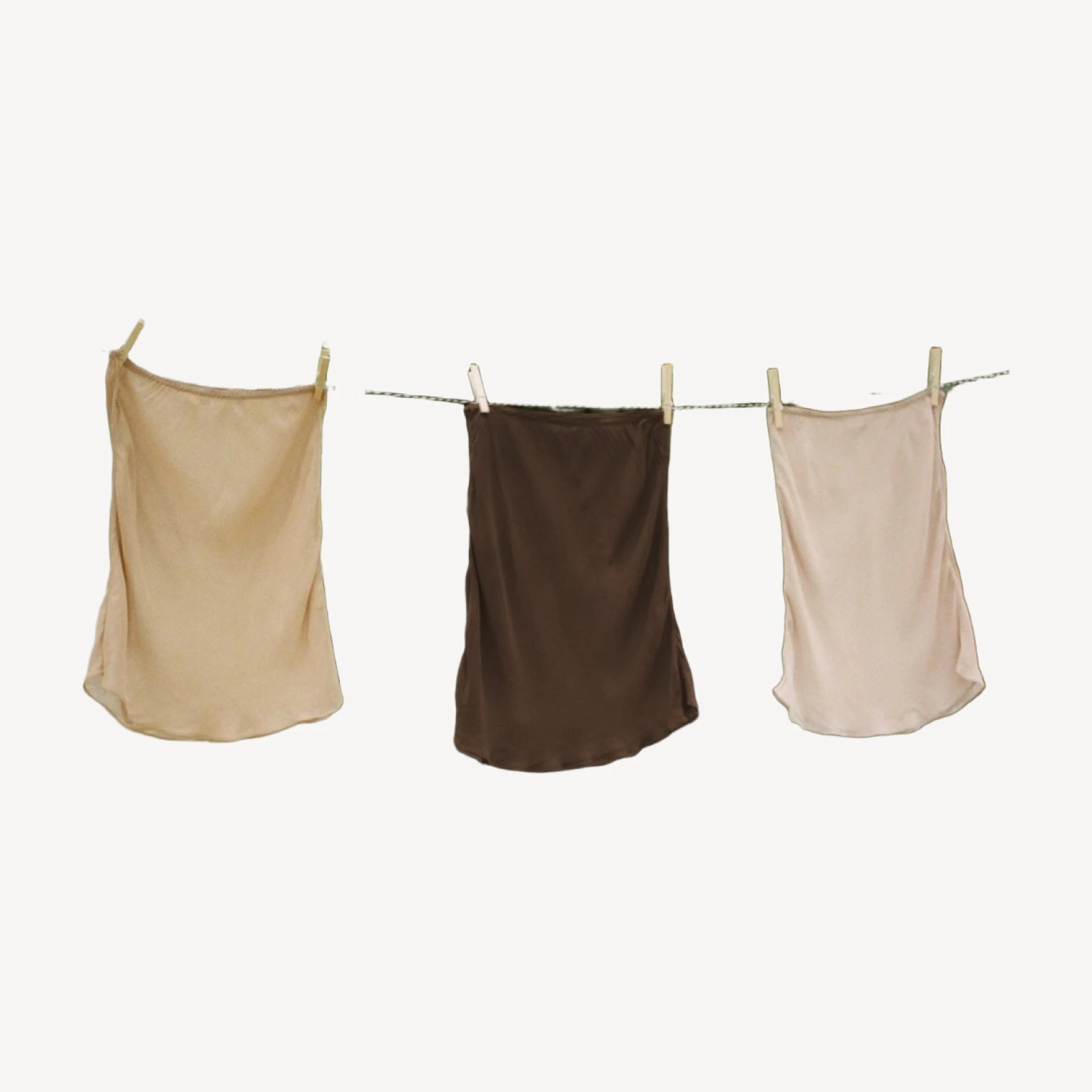 MINI SKIRT SLIP -- UMBER