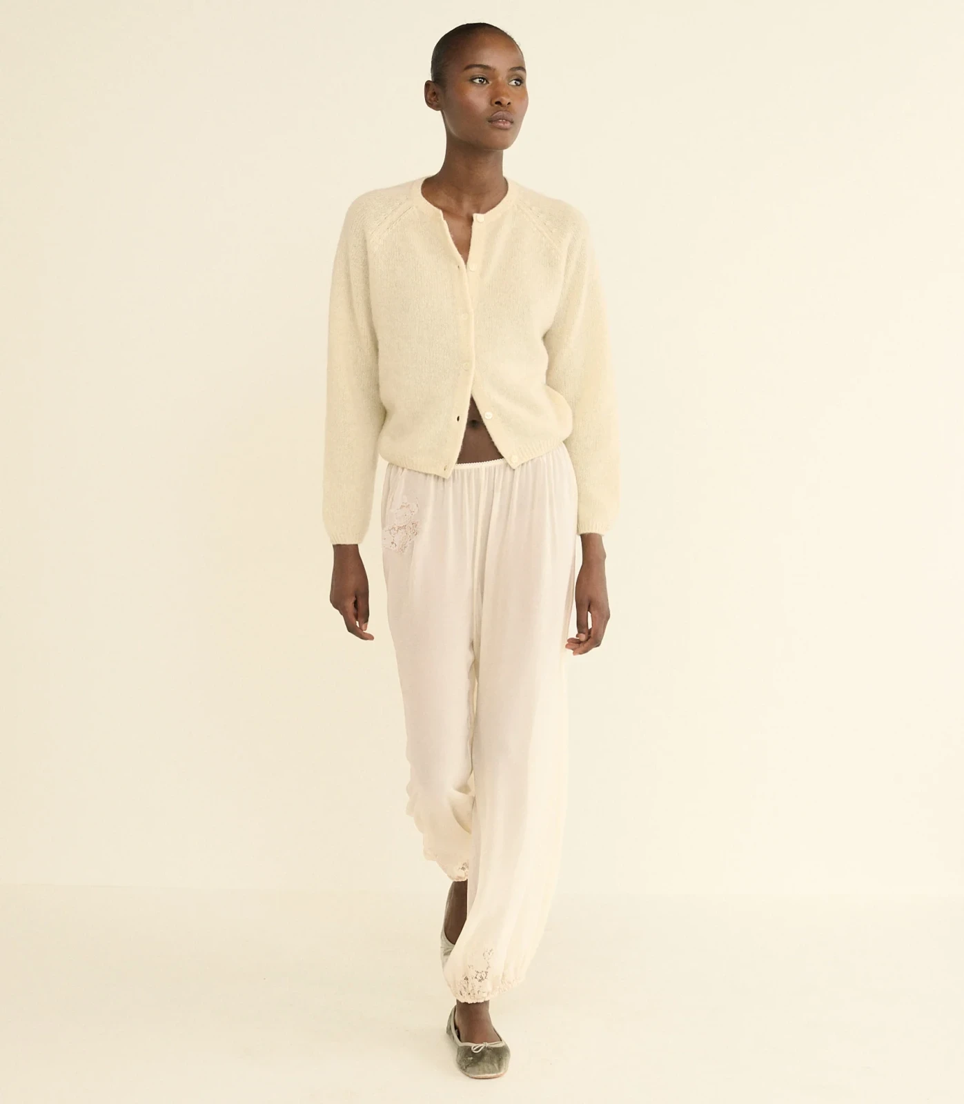 PEROLINE CASHMERE CARDIGAN -- DOGWOOD