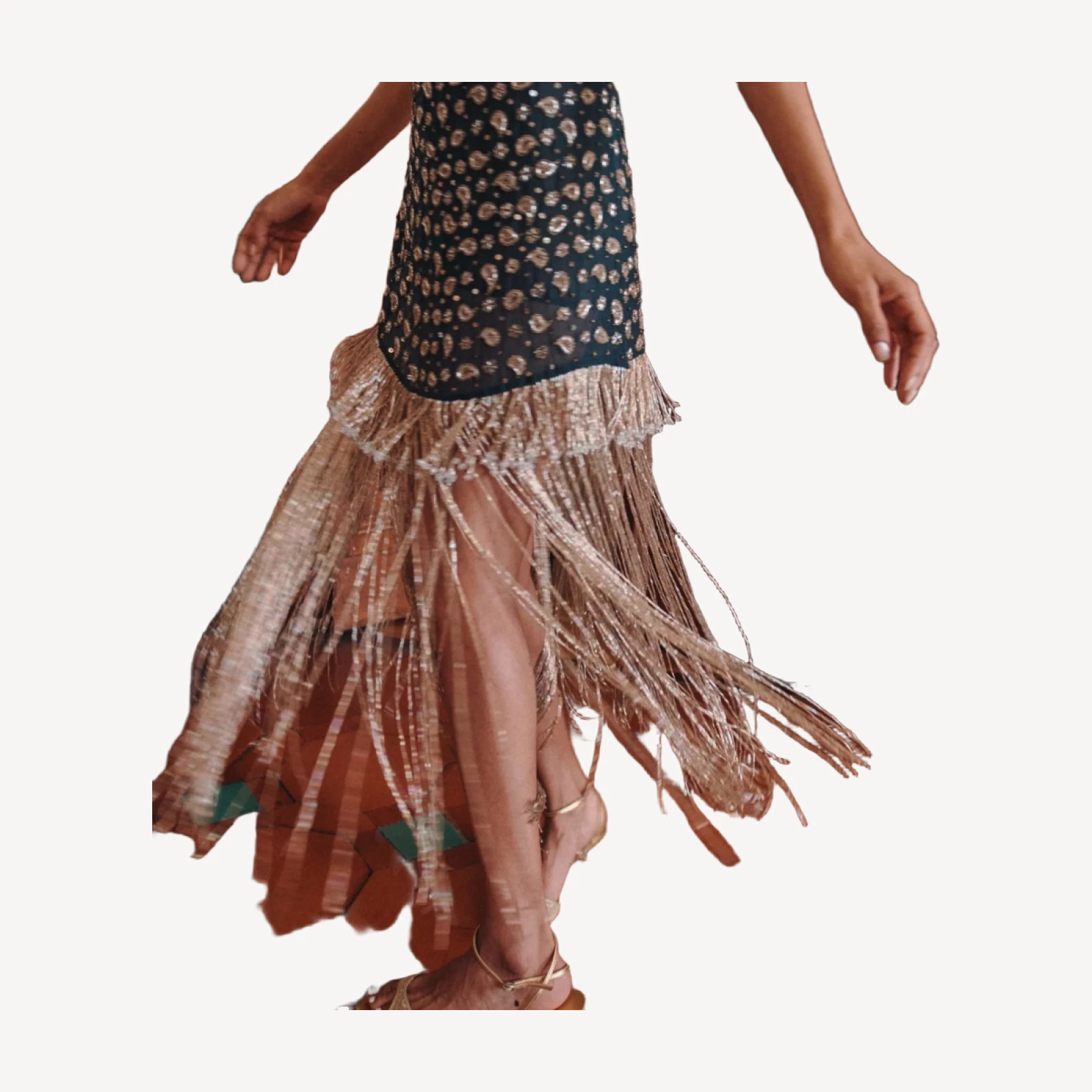 LUMINAIRE DRESS -- COURS LA REINE PAISLEY