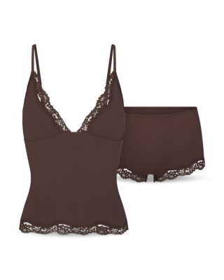 Skims Fits Everybody Lace Camisole & Boyshorts Set