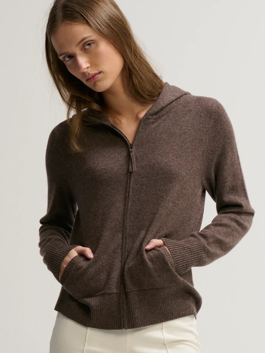 FITTED CASHMERE HOODIE