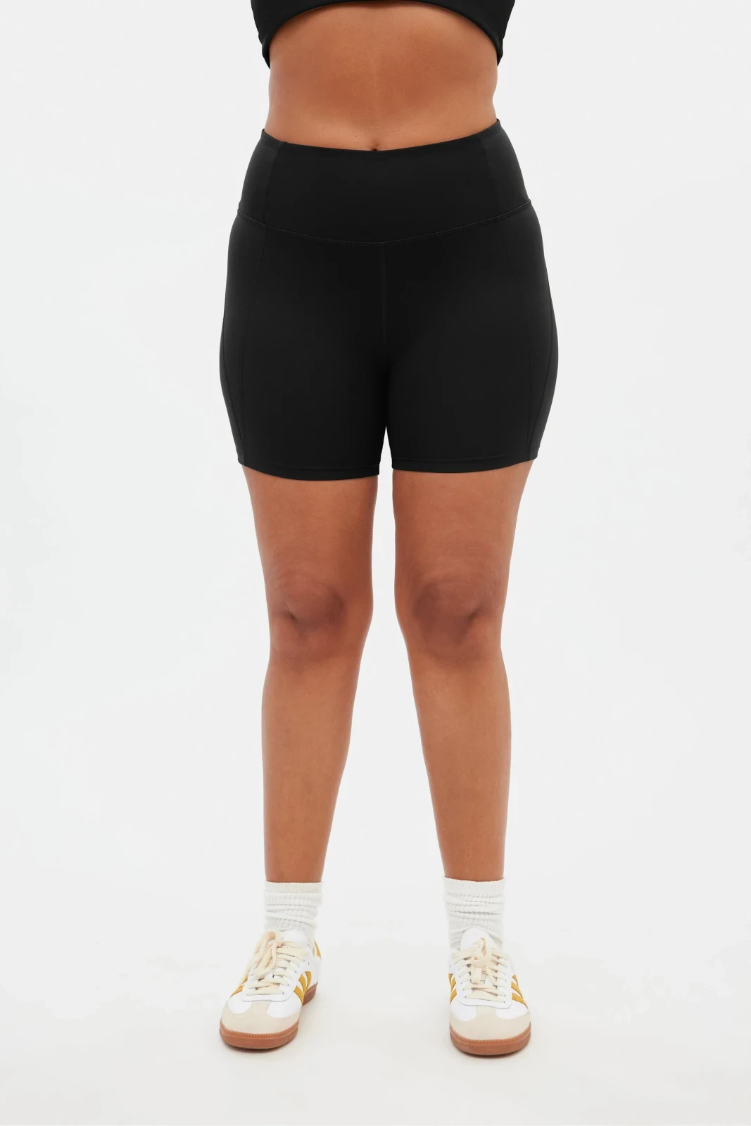 Black High-Rise Run Short