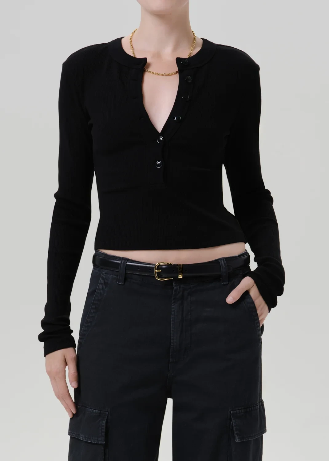 Varra Henley in Black