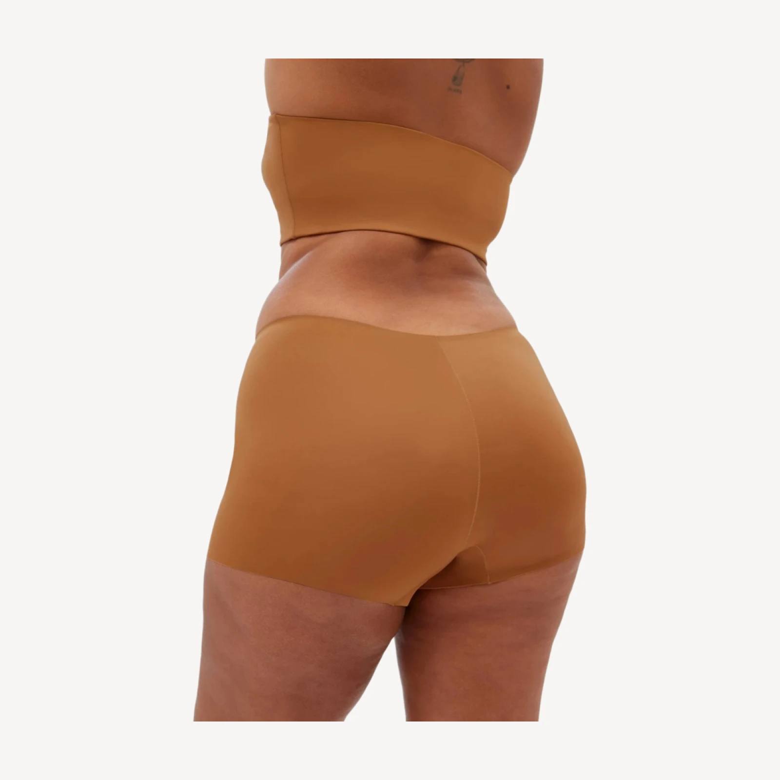 Amber Boy Short