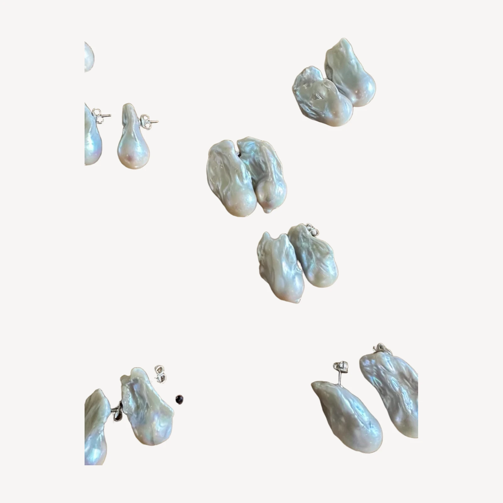 The Shannon Pearl Studs
