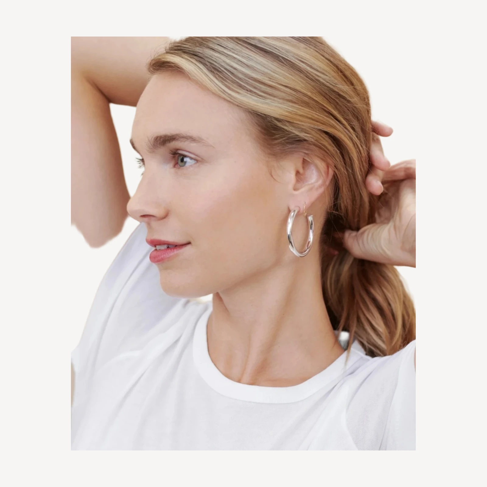 Medium Everyday Hoops