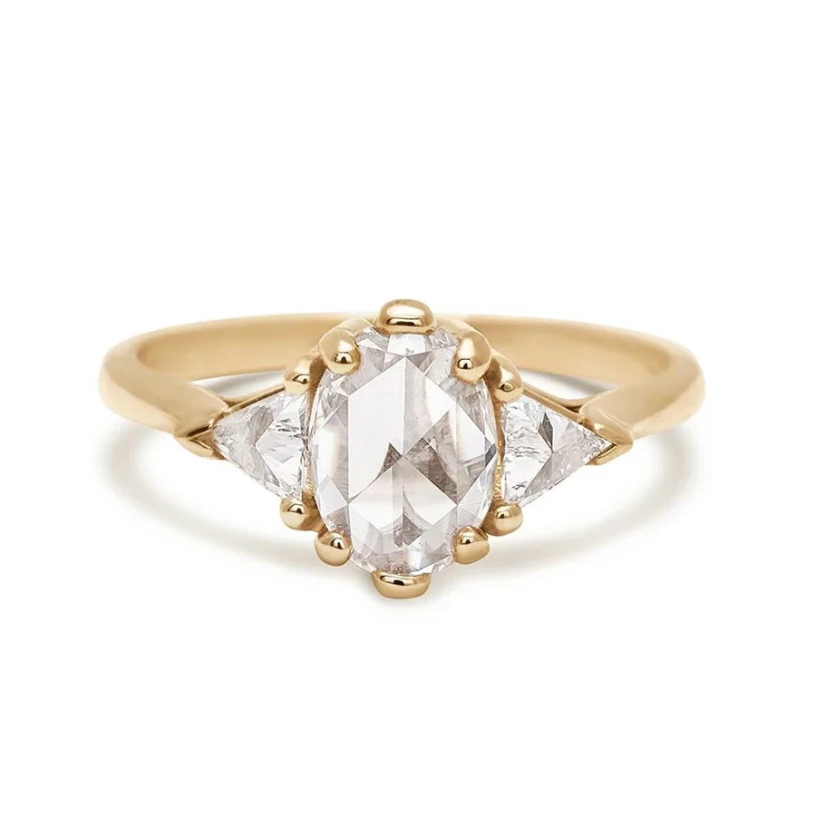 Oval Bea Ring - 14k Gold & White Diamond (0.70ct)