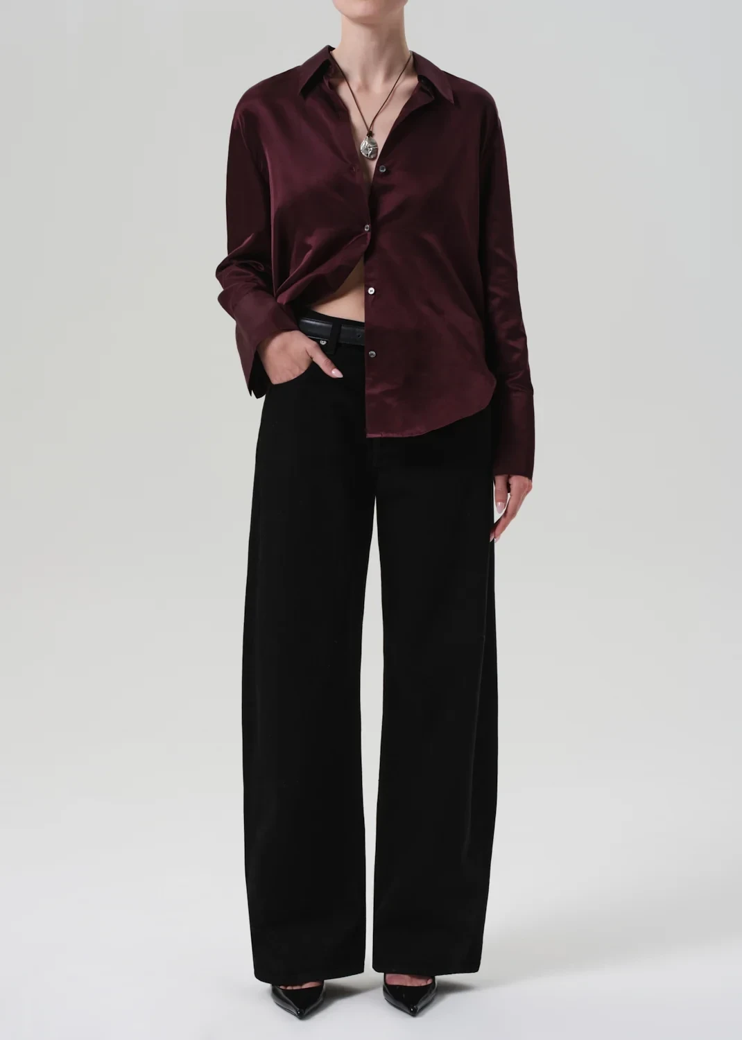 Ayla Baggy in Solid Black