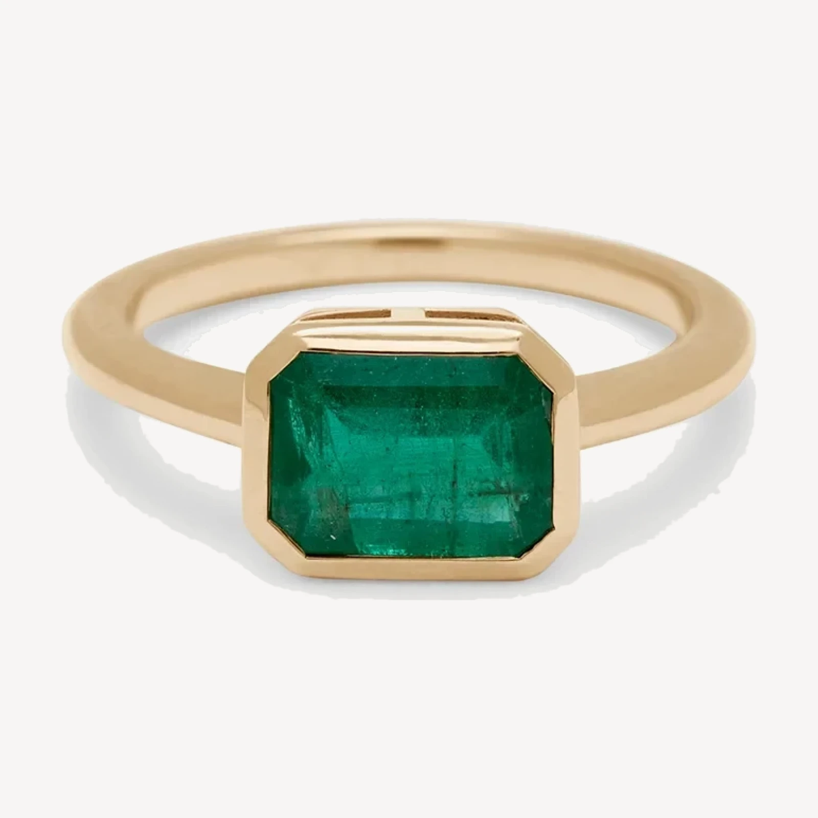 Bezel Rosette Ring East/West - Yellow Gold & Emerald (1.54ct)