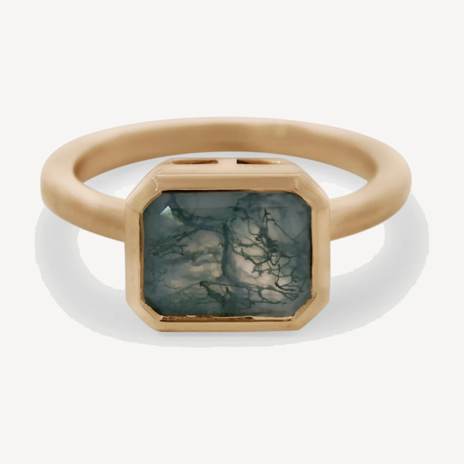 Bezel Rosette Ring East/West - Yellow Gold & Moss Agate (9x7mm)