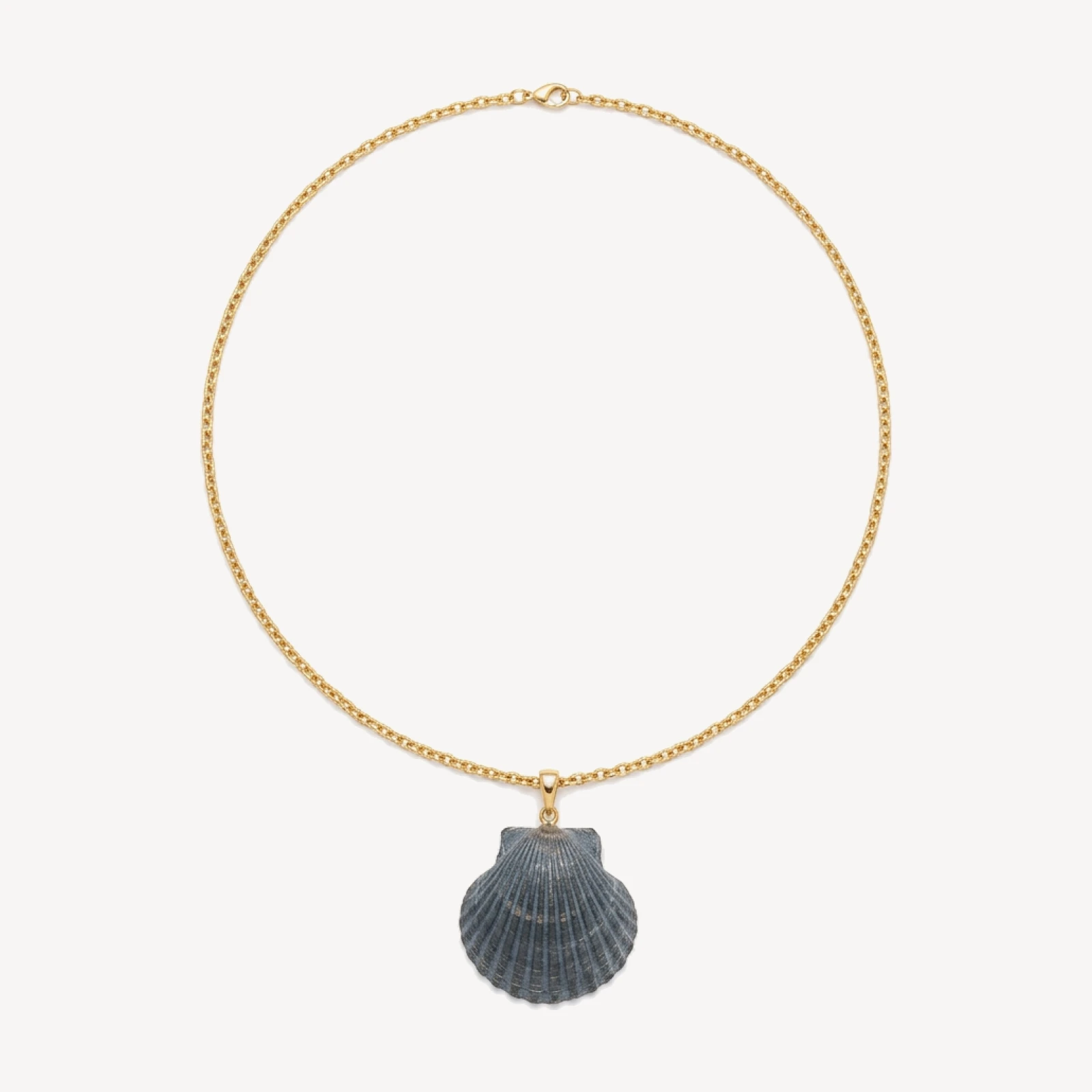 The Janet Shell Necklace