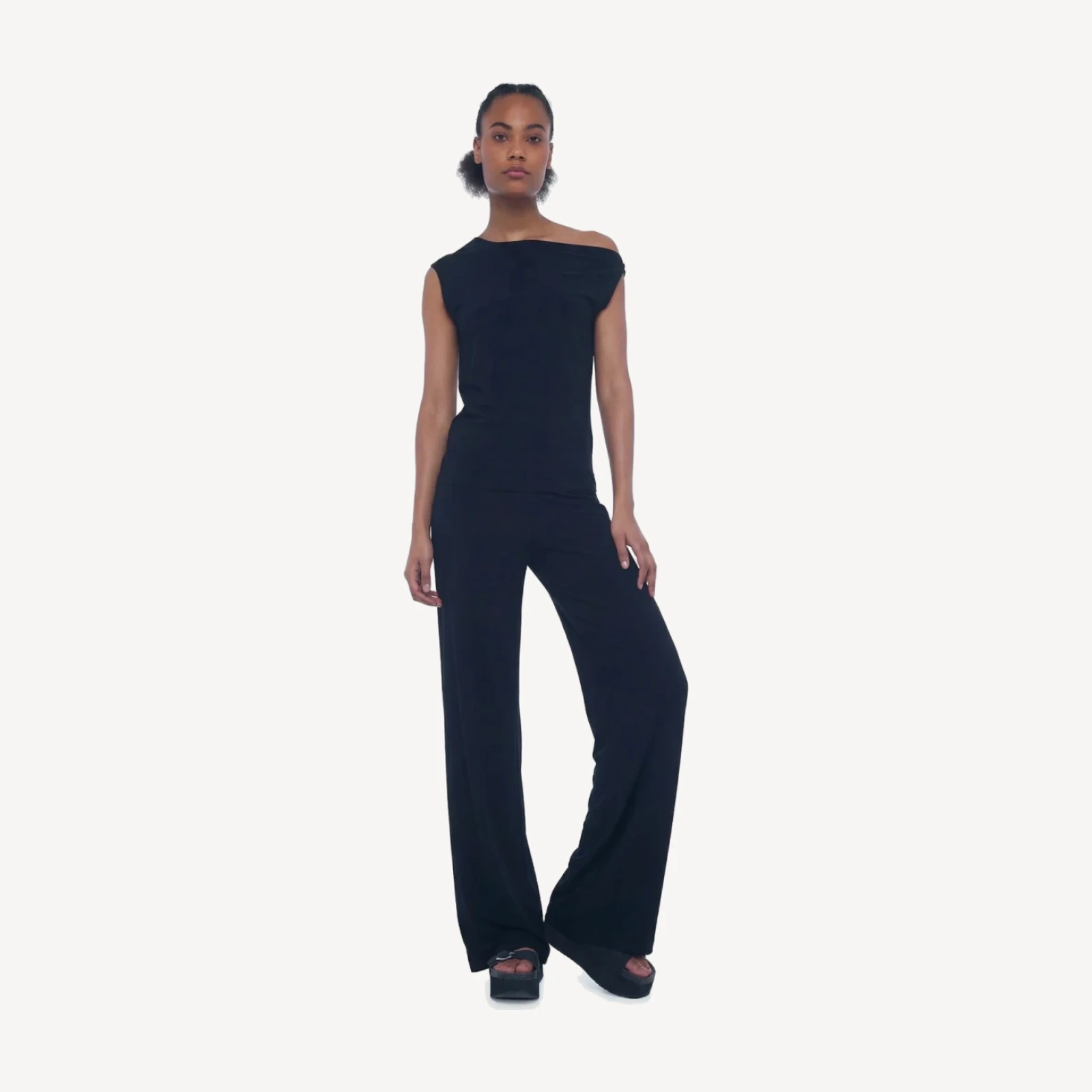 STRAIGHT LEG PANT