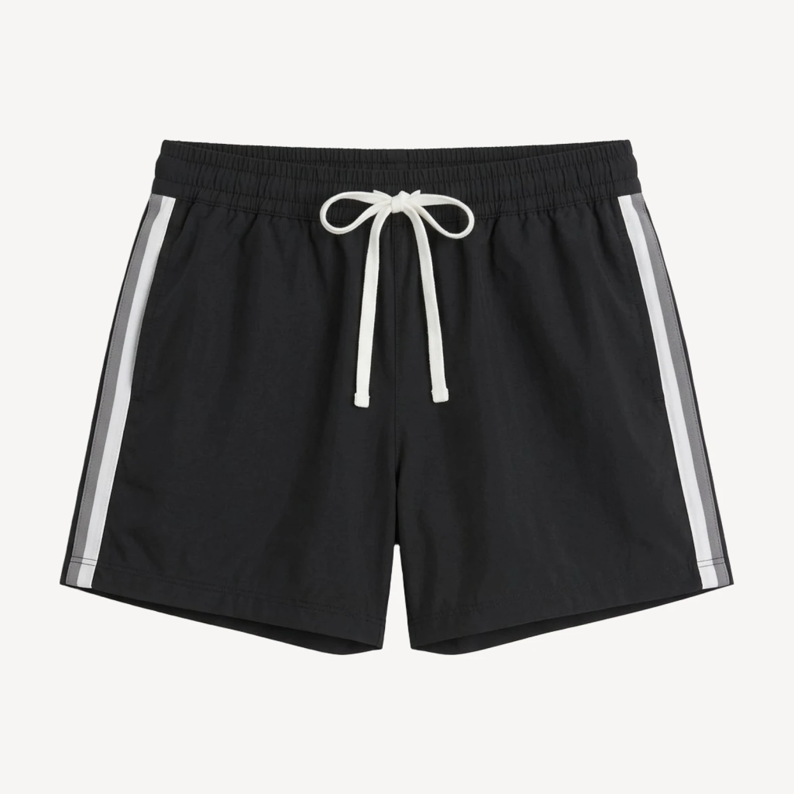 Medallion Mid-Thigh Short