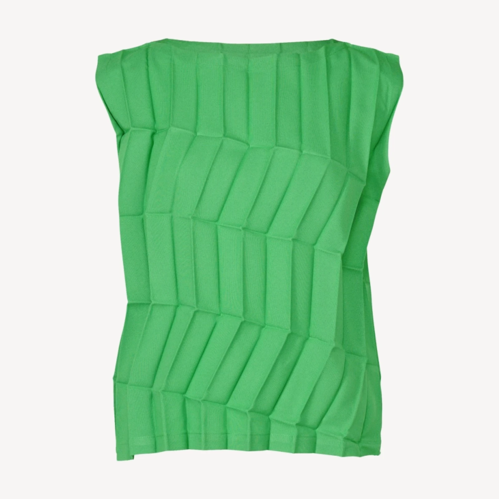 ZIG ZAG PLEATS